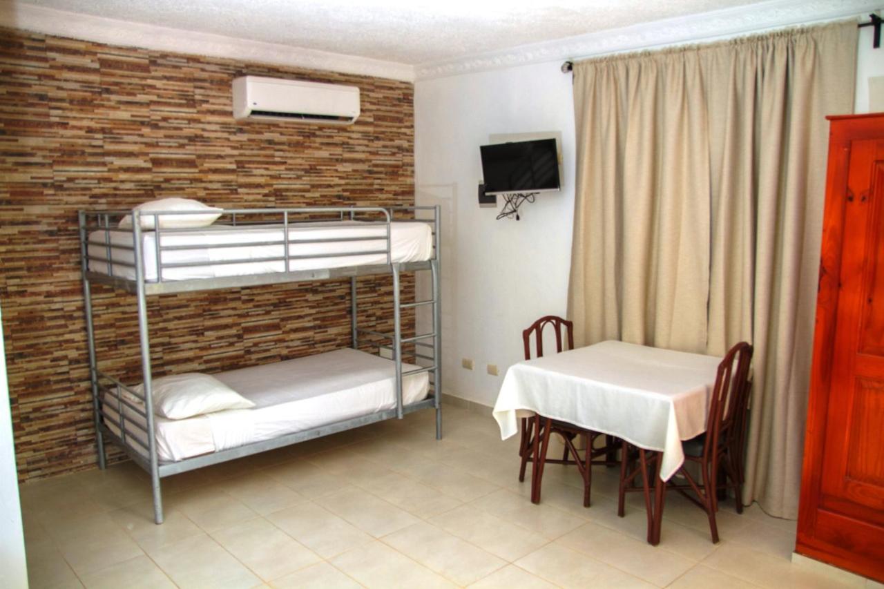 Hotel Colinas Del Rey Hato Mayor Del Rey Bagian luar foto