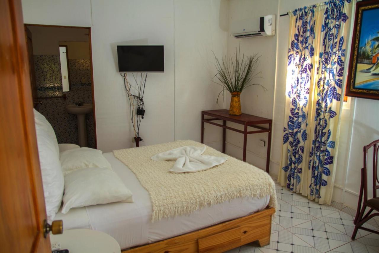 Hotel Colinas Del Rey Hato Mayor Del Rey Bagian luar foto