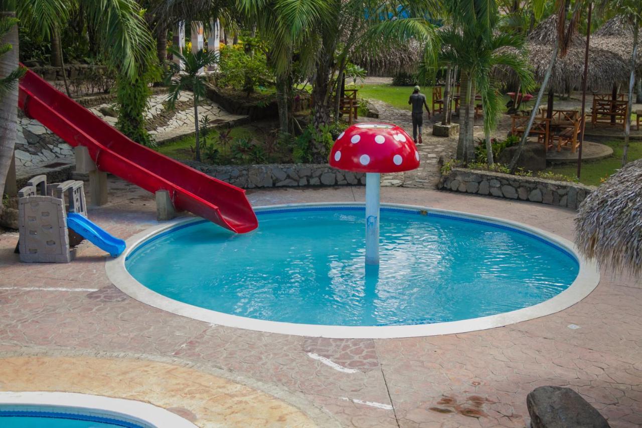 Hotel Colinas Del Rey Hato Mayor Del Rey Bagian luar foto
